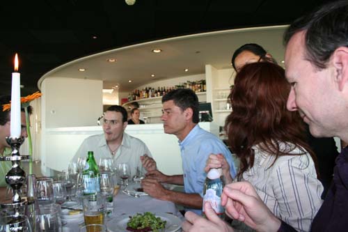 2006