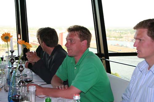 2006